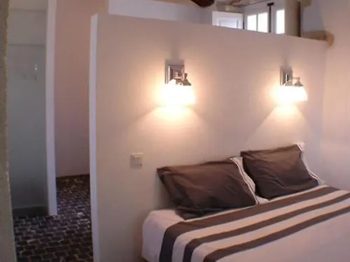 D'hotes Chateau Beaupre 3*